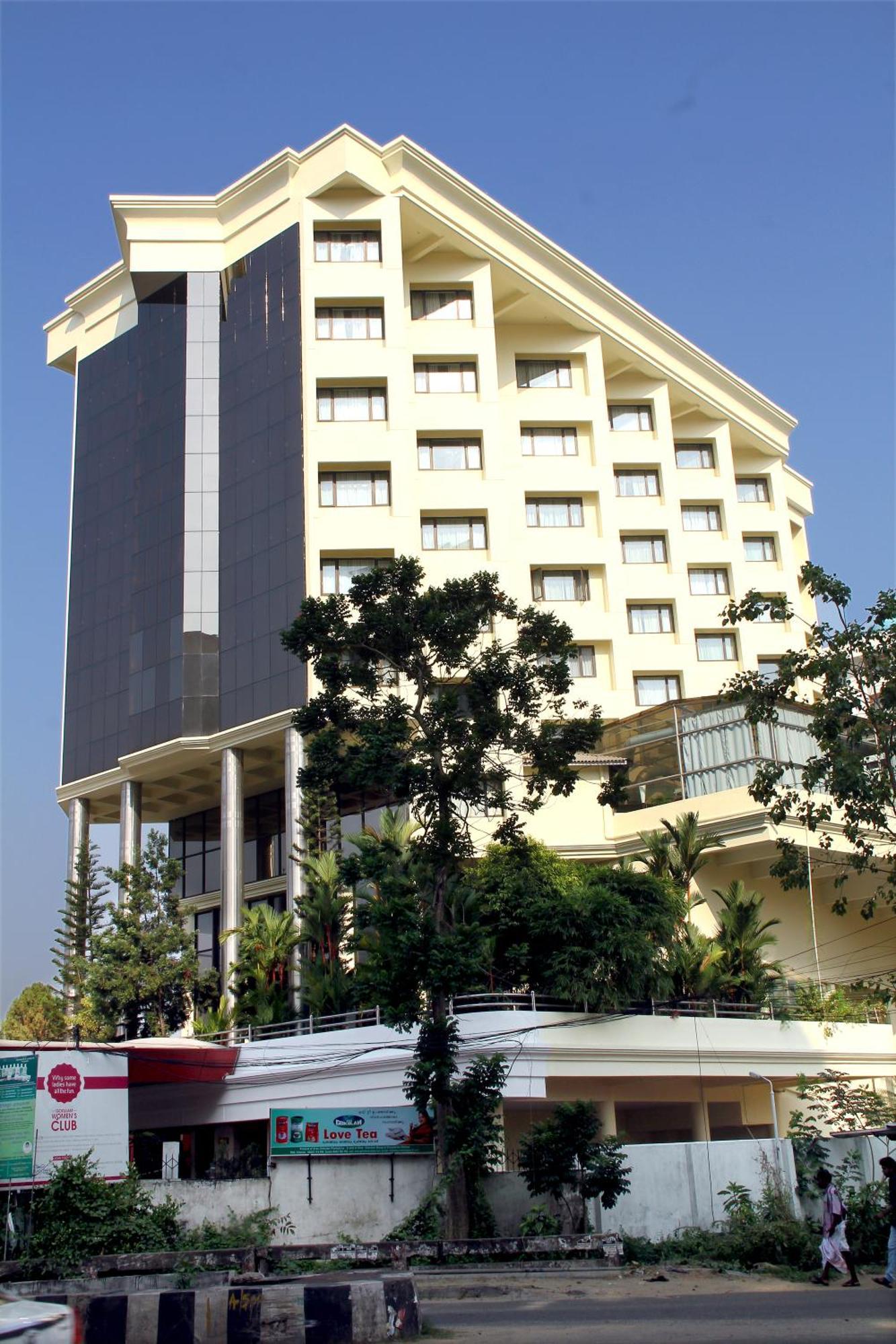 โรงแรมโกคูแลม พาร์ค Kochi ภายนอก รูปภาพ