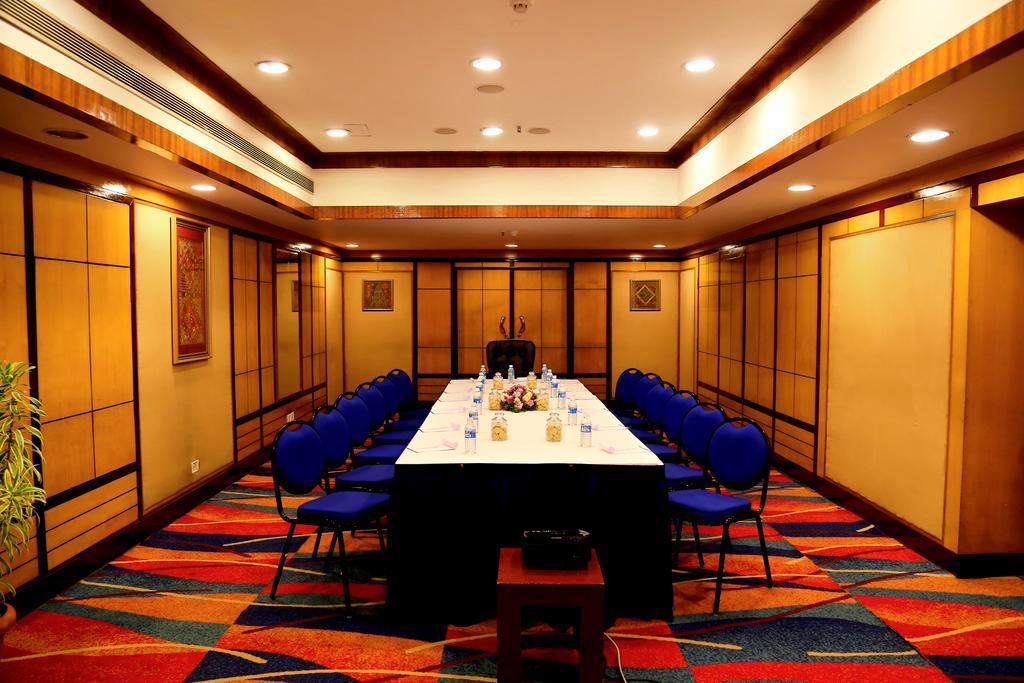 โรงแรมโกคูแลม พาร์ค Kochi ภายนอก รูปภาพ