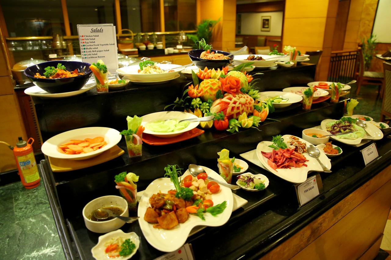 โรงแรมโกคูแลม พาร์ค Kochi ภายนอก รูปภาพ